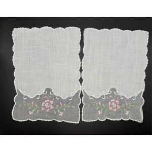 Vintage Linen Embroidered Cocktail/Tea Napkins Set of 4
